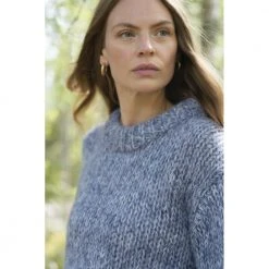 Arnie Says Blå Arniesays Suzie Handknit Genser Blue -dame-cardigans Butikk unnamed file 1162