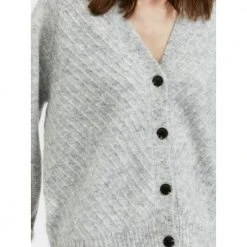 Grå Selected Femme Slfsif Sisse Knit Cardigan Cardigan Gray -dame-cardigans Butikk unnamed file 1396