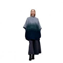 Sjøgrønn Cathrine Hammel Graded Mohair Poncho Poncho Black