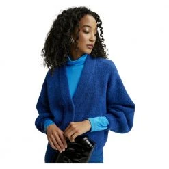 Gestuz Alpha V-Cardigan Blue -dame-cardigans Butikk unnamed file 82